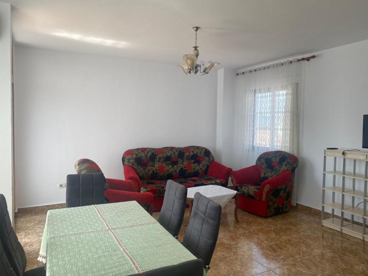Center Of Shkodra Apartment Экстерьер фото